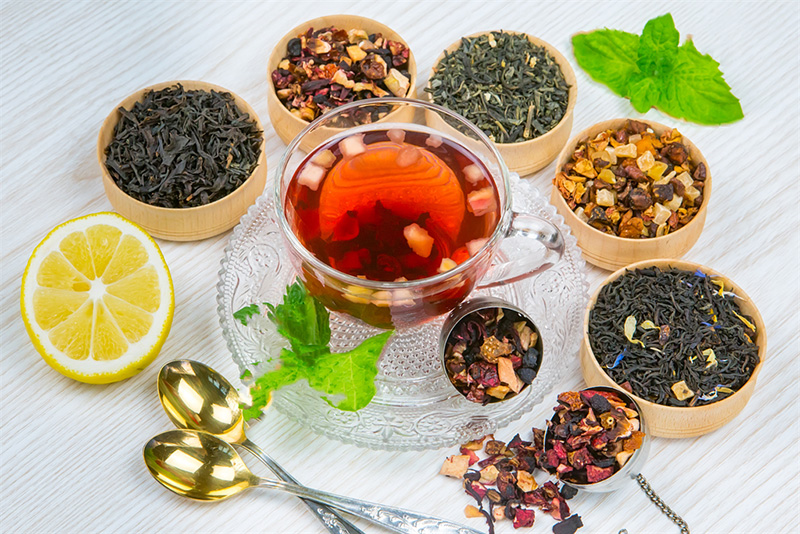 Trà thảo mộc cũng được xem là một liều thuốc giải độc tốt cho cơ thể.