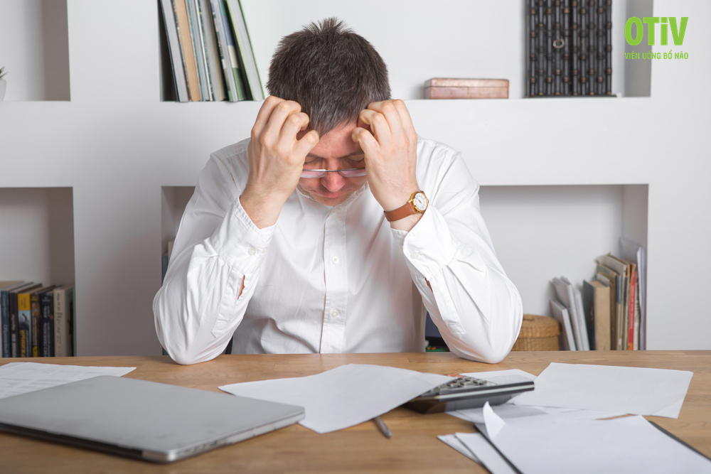 Đau đầu do căng thẳng, stress: Nguyên nhân và cách điều trị