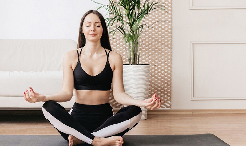 Ngồi thiền giúp làm dịu tâm trí, giảm căng cơ 2 bên thái dương