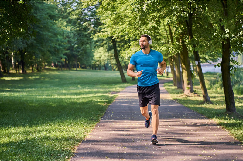 Tập thể dục thường xuyên có thể giúp tăng chất lượng giấc ngủ