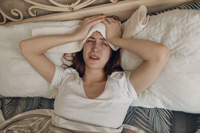 Đau trên đỉnh đầu là vị trí đau đầu nguy hiểm mà bạn phải thận trọng