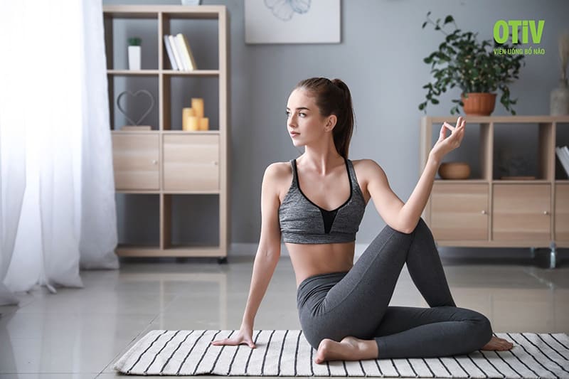 yoga truoc khi ngu giup cai thien tam trang Yoga trước khi ngủ giúp cải thiện tâm trạng