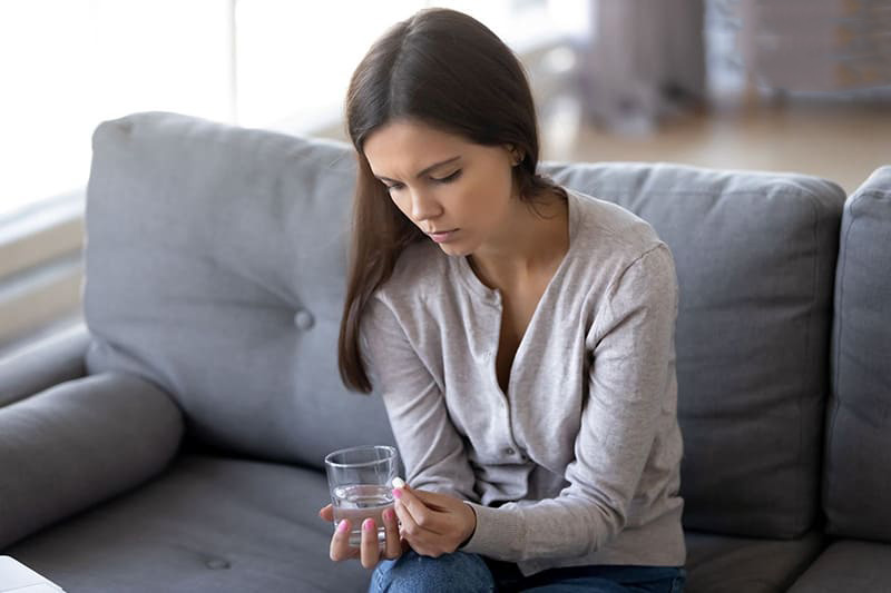 Lạm dụng thuốc giảm cân, ép cân quá đà khiến cơ thể bị nghiện và mất ngủ mạn tính