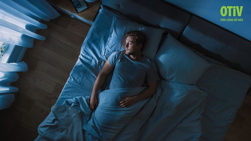 Duy trì thói quen đi ngủ và thức dậy đúng giờ