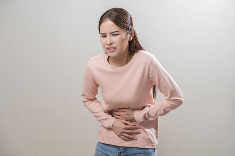 hà thủ ô có thể gây ra tác dụng phụ về tiêu hóa