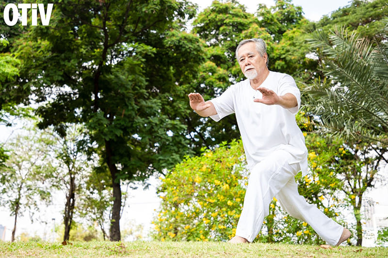 Bài tập khí công xoay chu thiên khí hỗ trợ điều hòa tâm trí và hơi thở, mang đến giấc ngủ ngon.