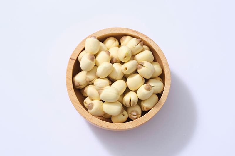 nhân sâm với hạt sen hạn chế nguy cơ mất ngủ