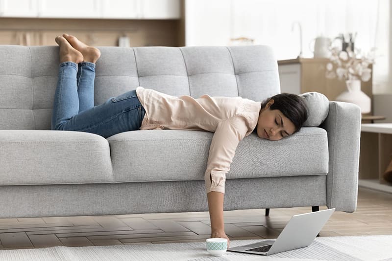 ngủ rũ xuất hiện trong giai đoạn mơ