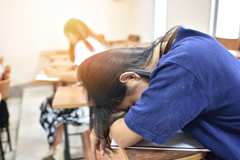 thiếu hụt giấc ngủ rem gây ảnh hưởng tiêu cực