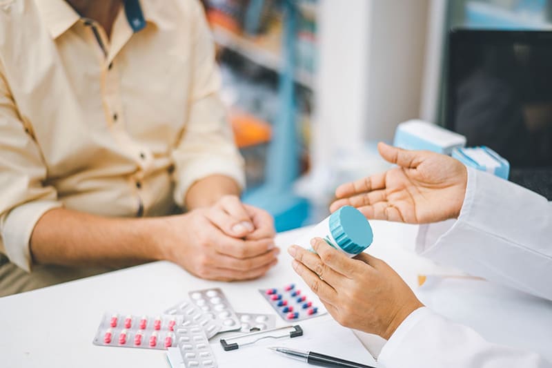 tuân thủ hướng dẫn điều trị của bác sĩ