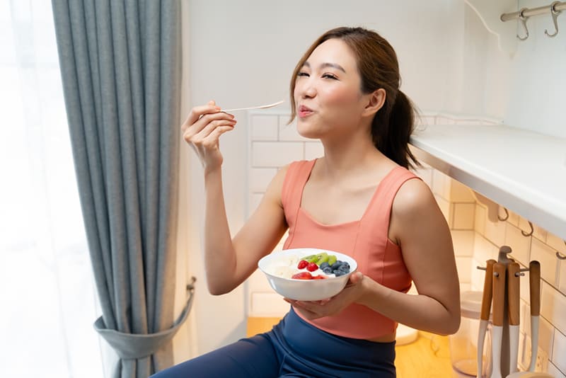 cần xây dựng lối sống khoa học