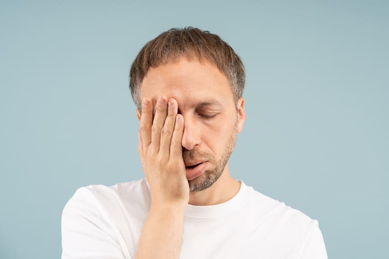 tiềm ẩn bệnh lý mãn tính nghiêm trọng