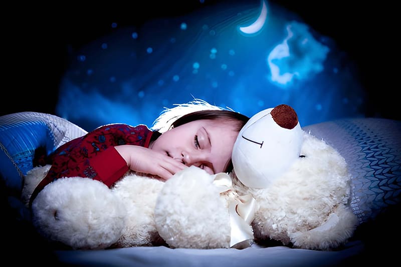 tuy theo từng độ tuổi, trẻ cần giờ ngủ khác nhau