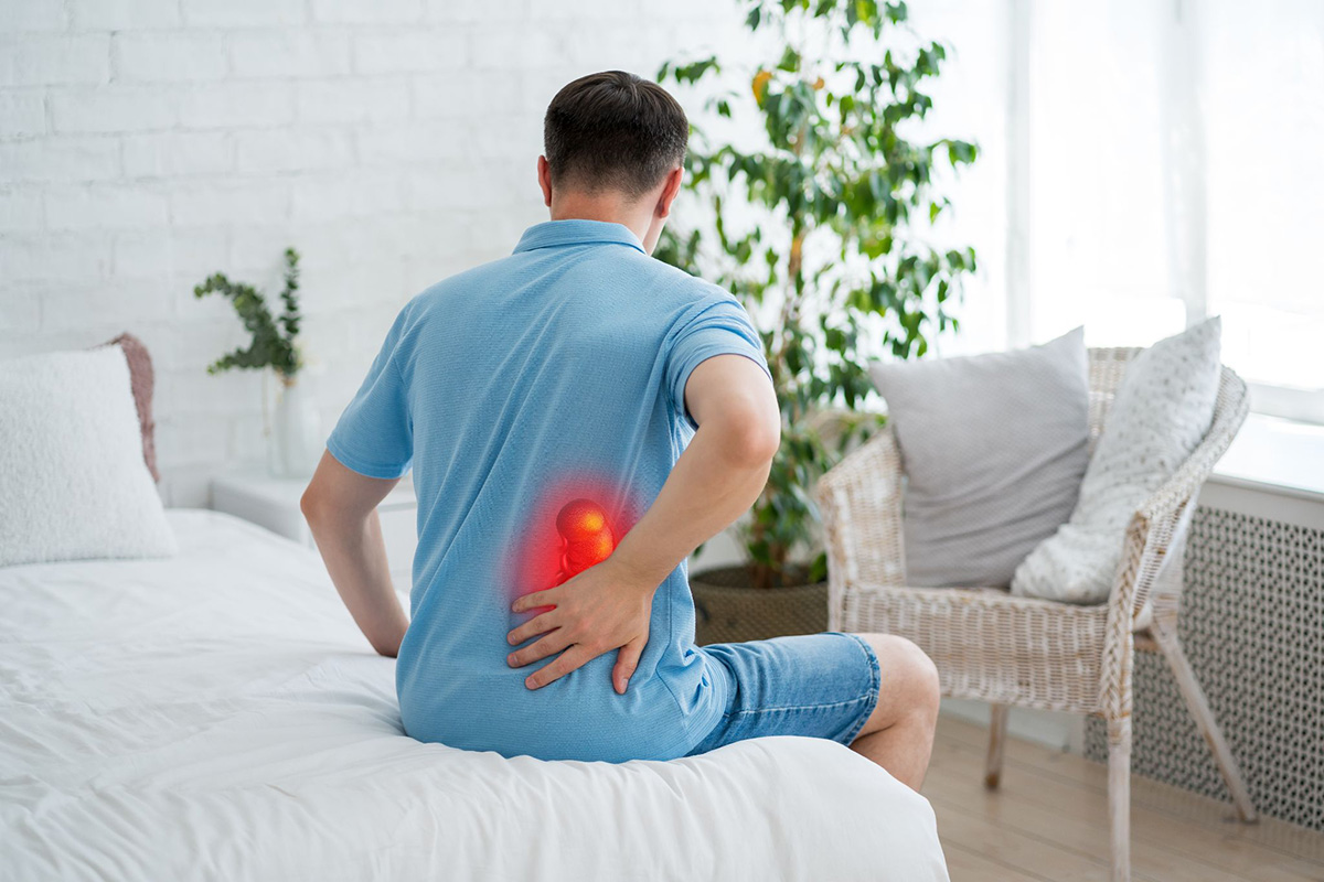 thức khuya gây ảnh hưởng chức năng thận