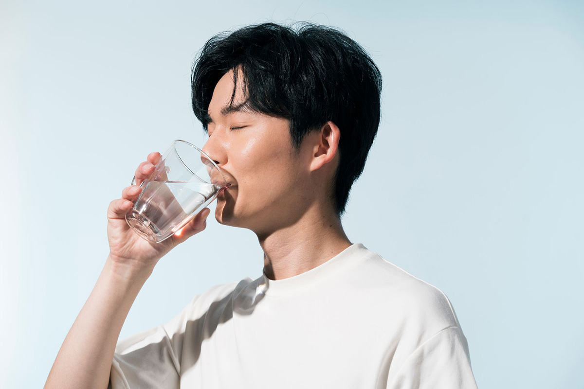 uống đủ nước mỗi ngày